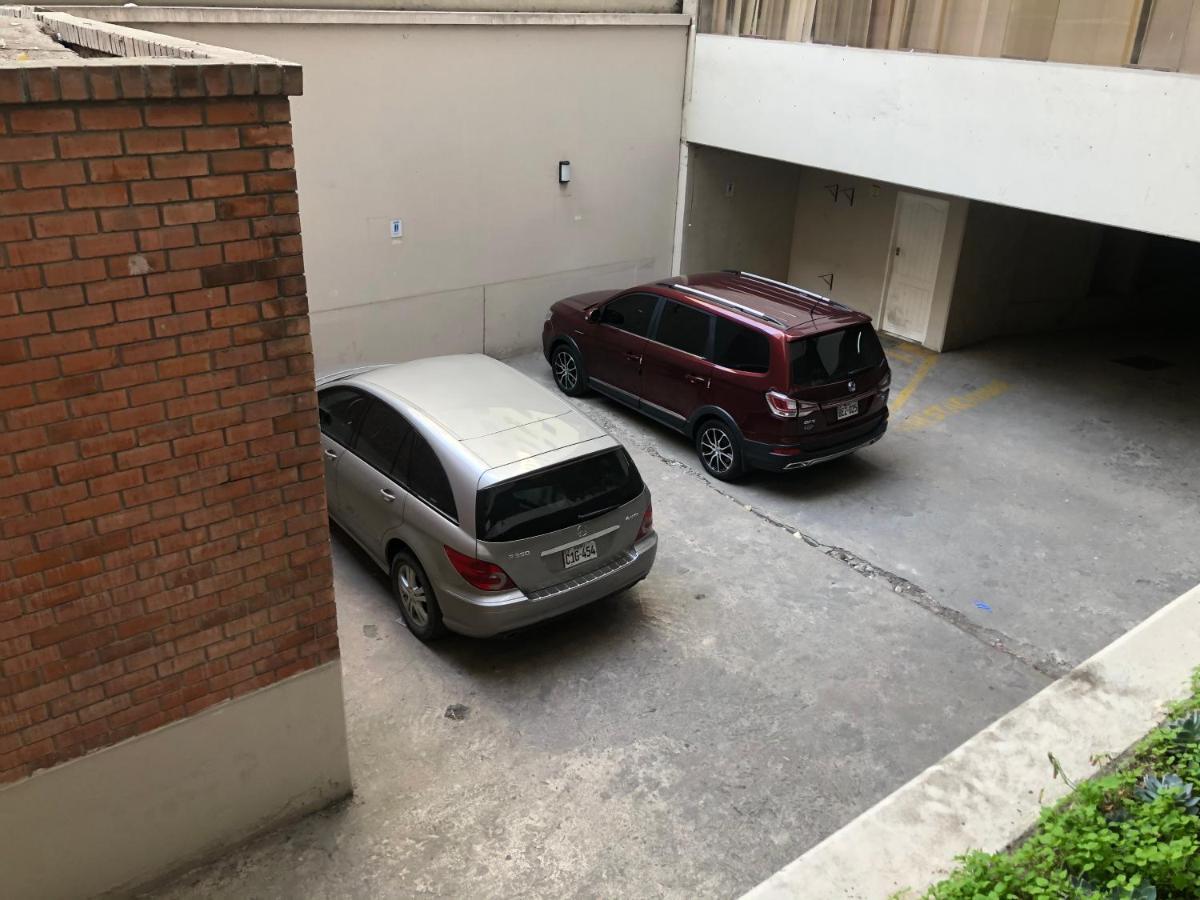 Departamento De Estreno Centro De Mirafores 利马 外观 照片